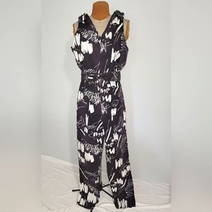 Grazie for Talls jumpsuit/romper Sz M